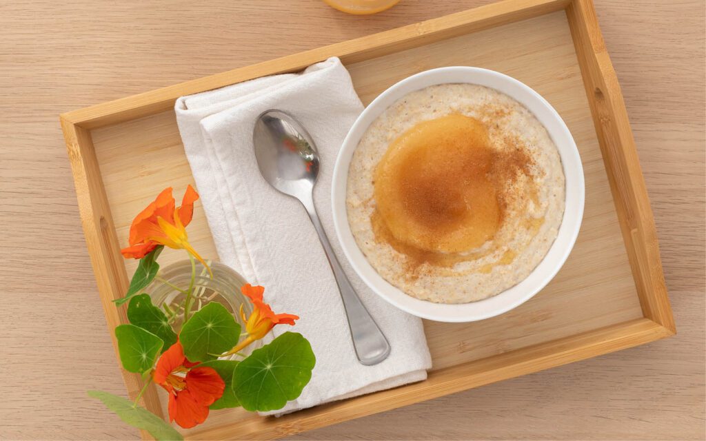 Dewfresh blog ways to use fruit puree apple porridge 800x500 1